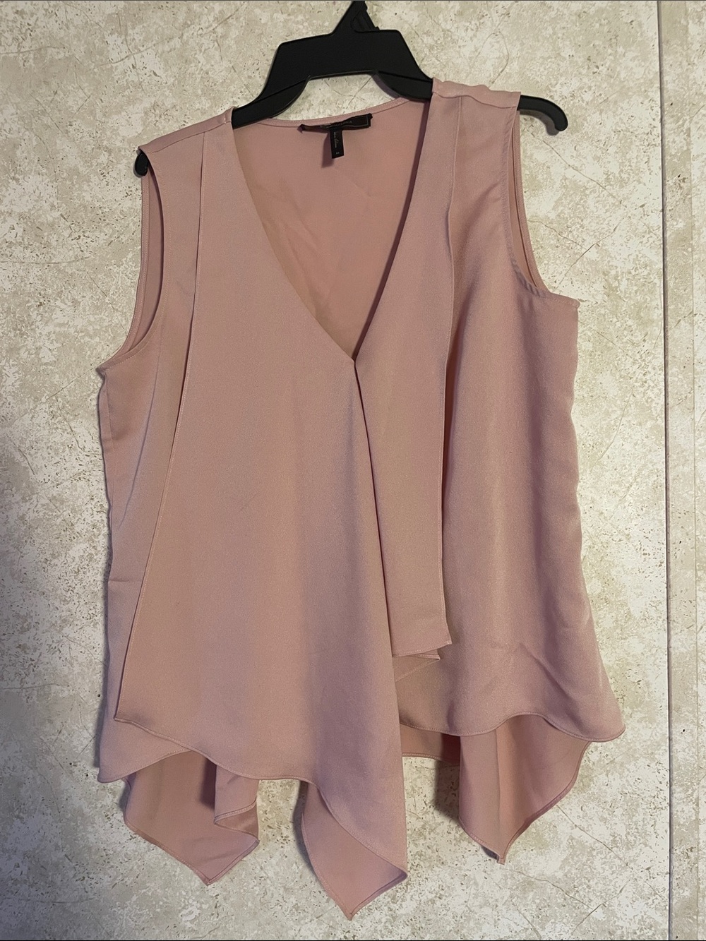 Women’s BCBGMAXAZARIA Sleeveless V-Neck Blush Pink/ Mauve Polyester Drape Blouse
